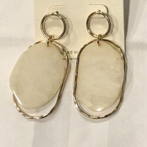 Cream & Gold Drop Earrings